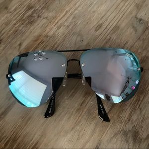 quay australia x amanda muse mirrored aviators